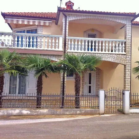 Apartments Marinela Porec Exterior photo